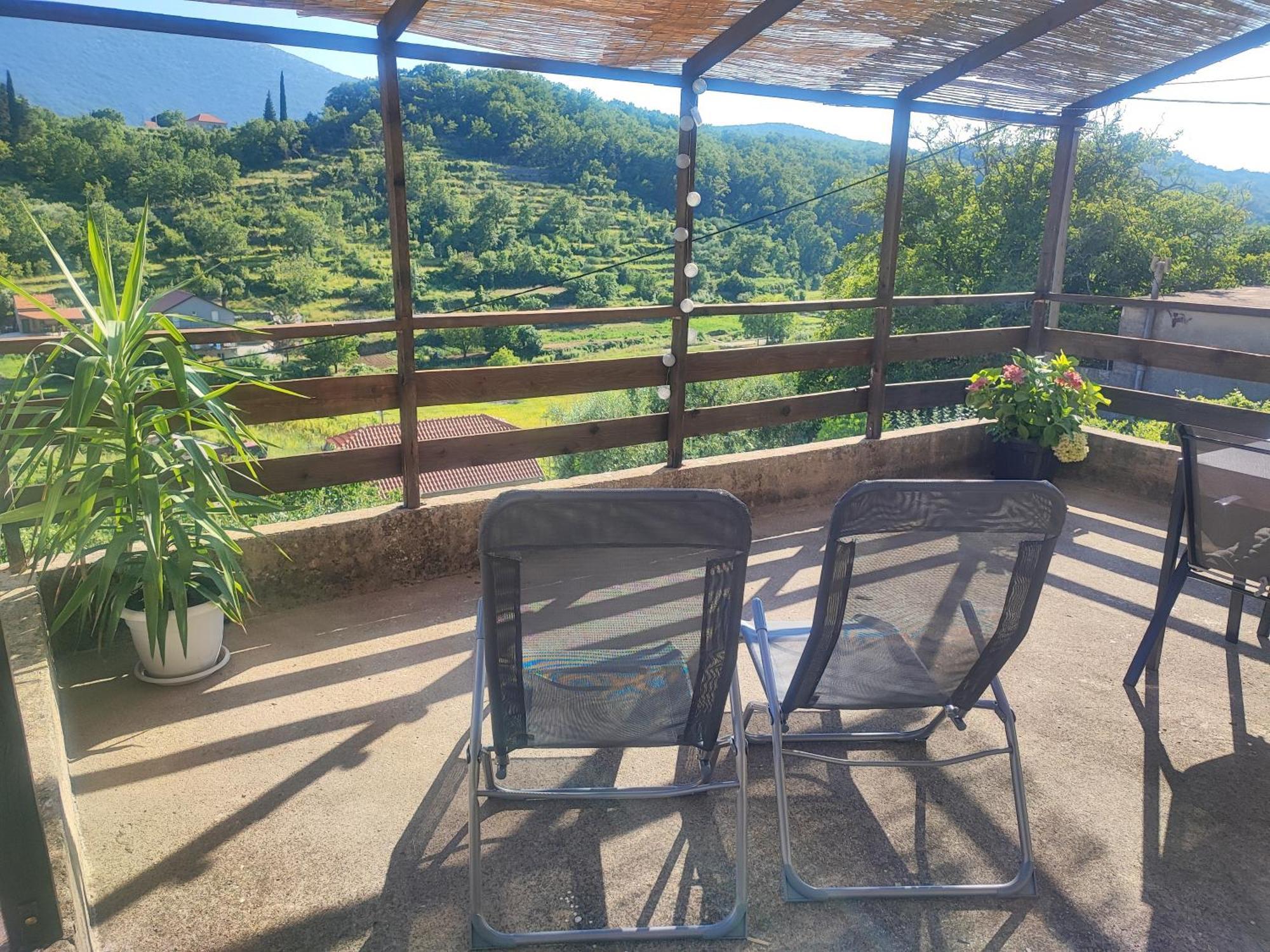Apartment Mari Ostrvica Екстер'єр фото